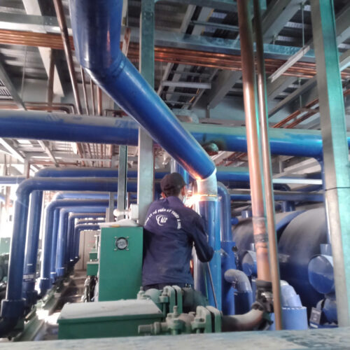 Hệ thống đường ống máy chiller